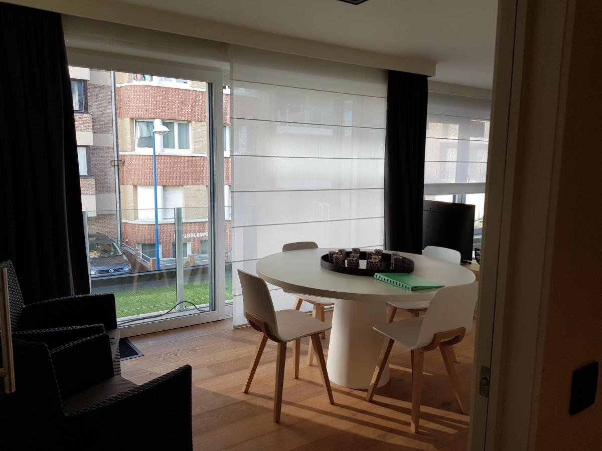 Koksijde Zeedijk La Digue 102 appartement - lateraal zeezicht Buitenkant foto