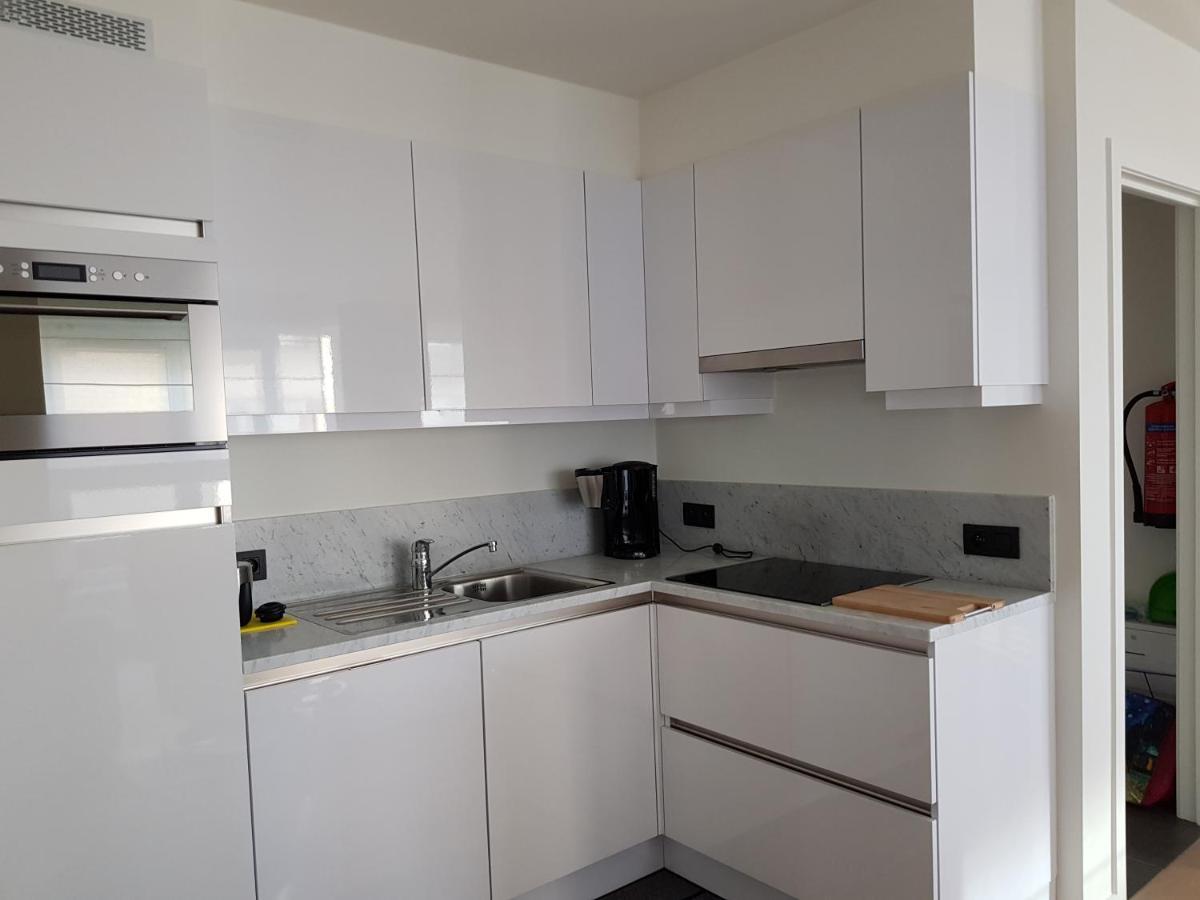 Koksijde Zeedijk La Digue 102 appartement - lateraal zeezicht Buitenkant foto